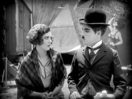 Merna Kennedy ja Charlie Chaplin