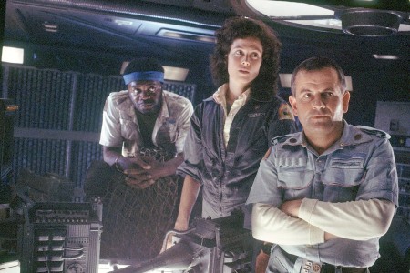 Yaphet Kotto, Sigourney Weaver ja Ian Holm